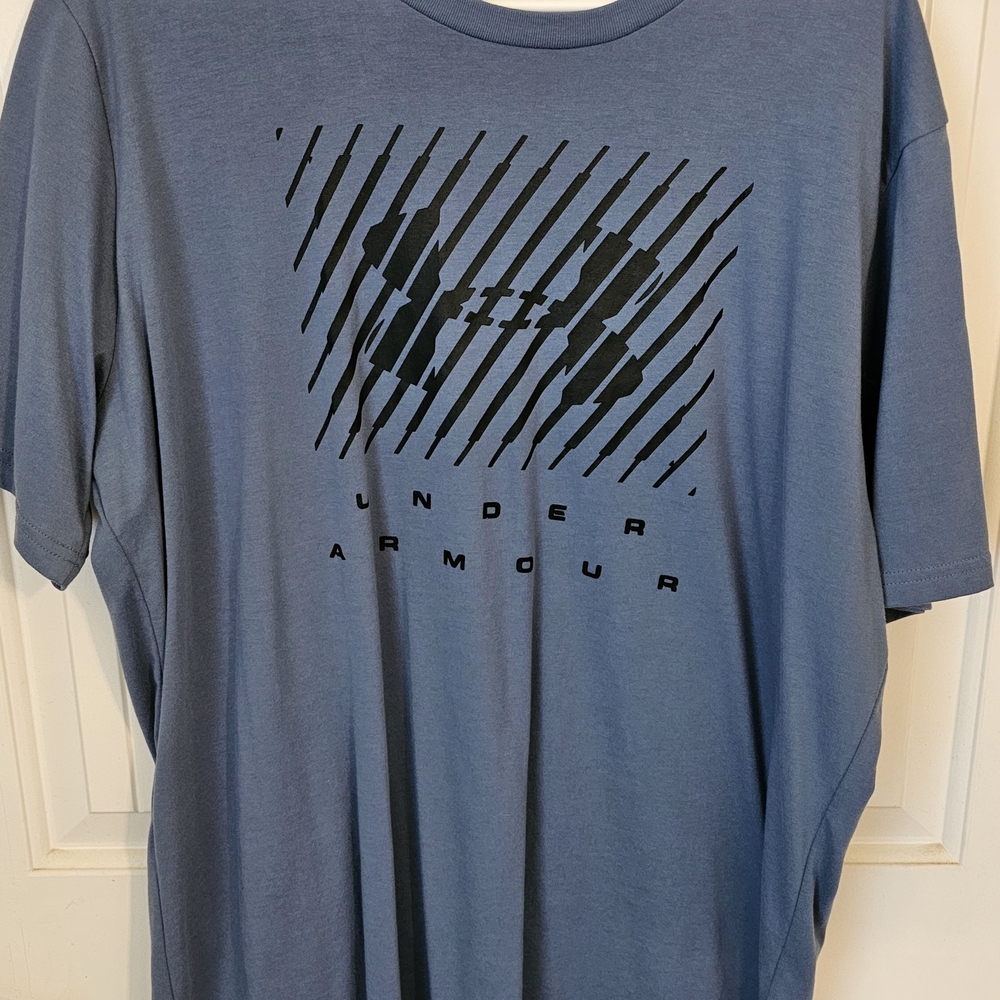 Under Armour Men's Blue T-Shirt